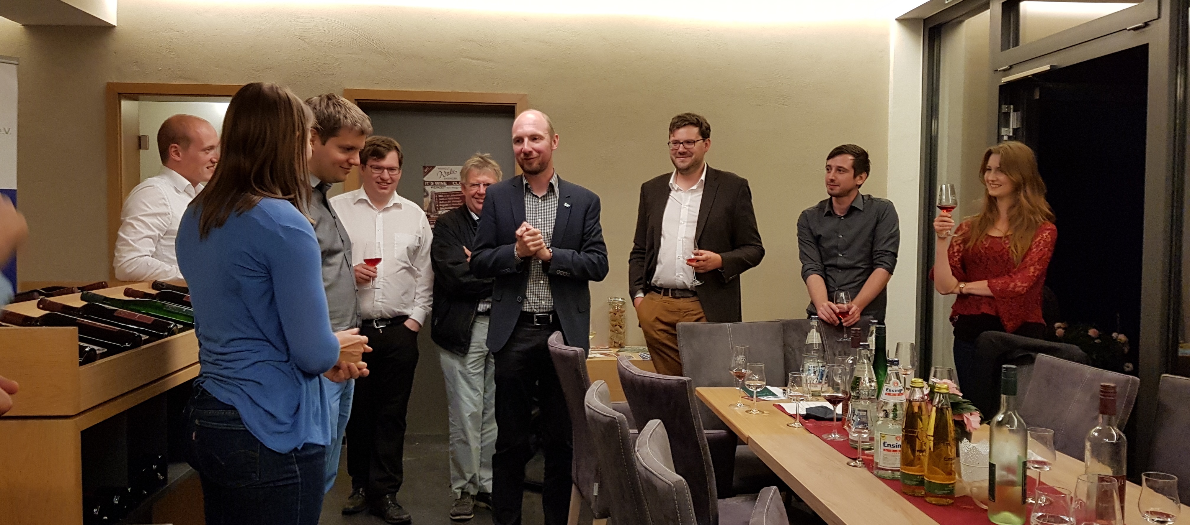 Mitgliederversammlung 2017 im Weingut Walz Mitgliederversammlung 2017 im Weingut Walz