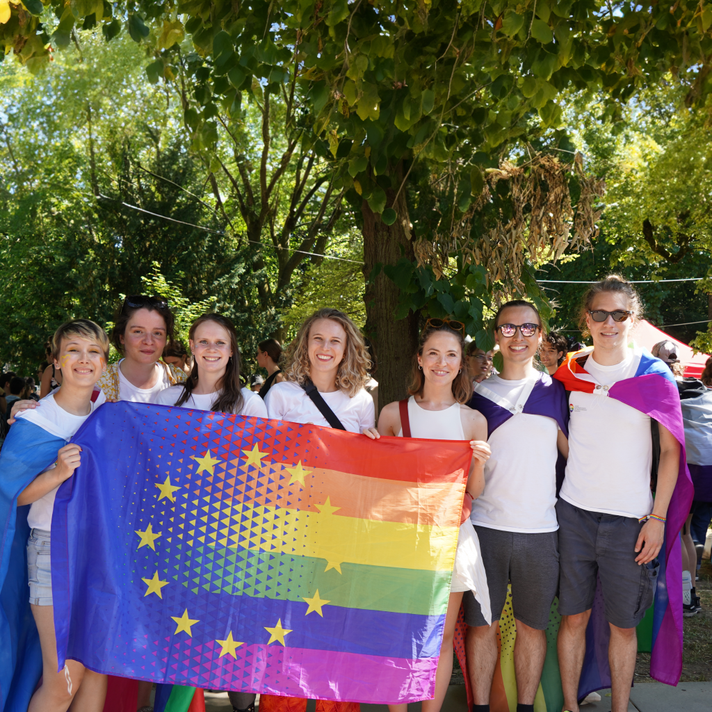 Gruppe der JEF Tübingen auf dem CSD 2023