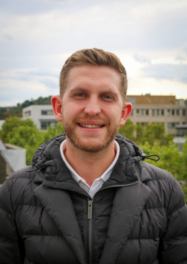 Portraitbild_Jonathan_Makurath